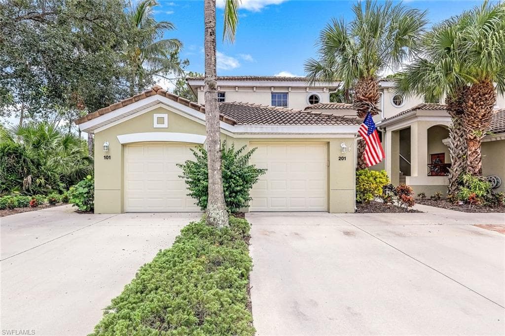 1732 Tarpon Bay DR S 1-201 NAPLES, FL 34119