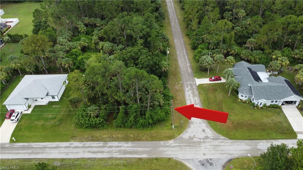 407 7th ST LEHIGH ACRES, FL 33972