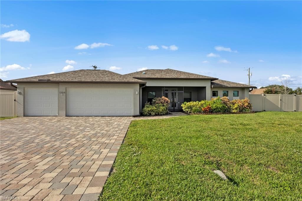 1204 SE 37th ST CAPE CORAL, FL 33904