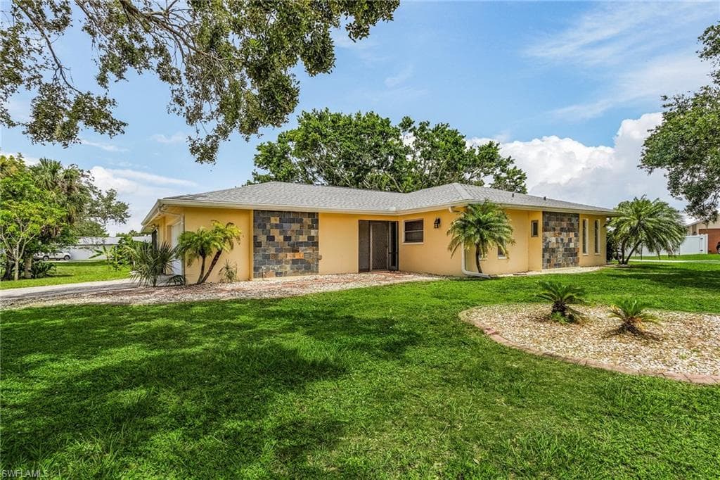 13516 Island RD FORT MYERS, FL 33905