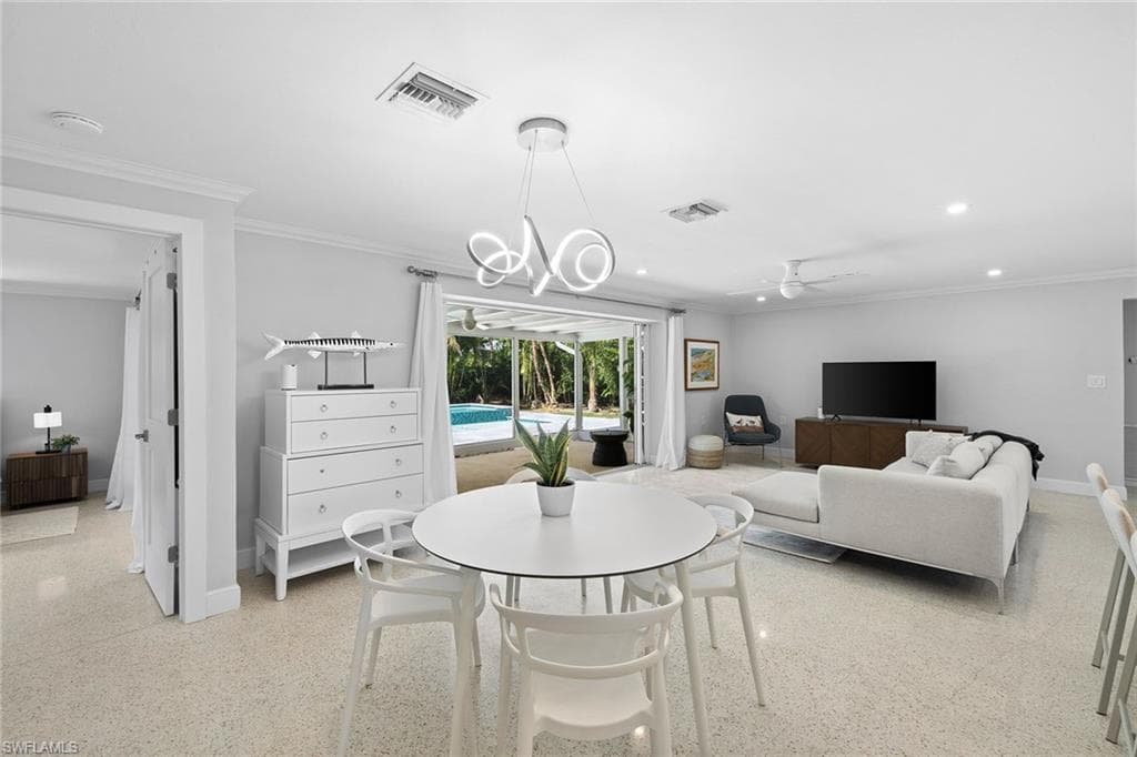 380 Wedge DR NAPLES, FL 34103