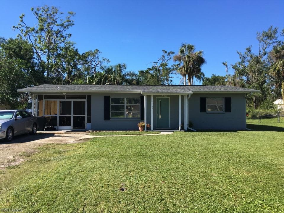 1465 Maranatha DR NORTH FORT MYERS, FL 33903