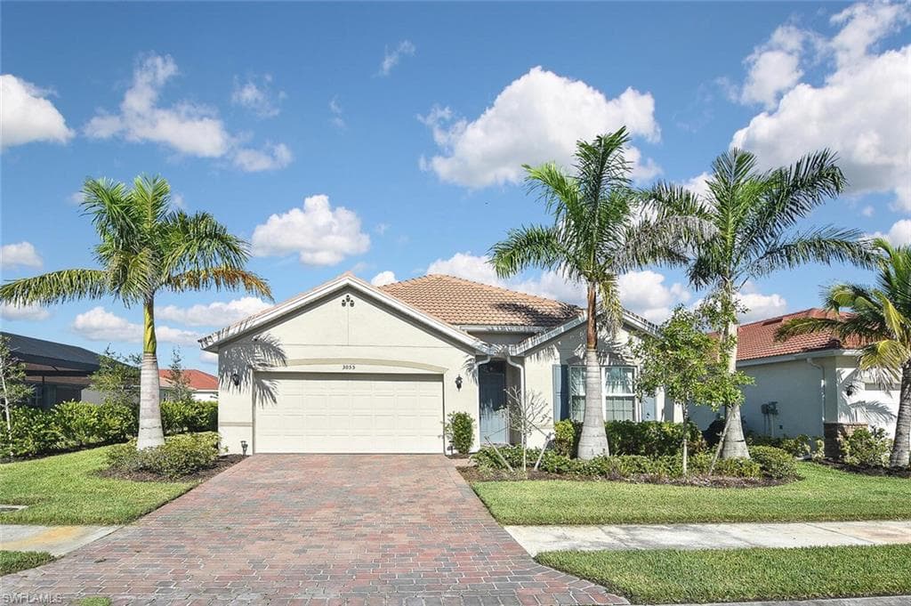 3055 Birchin LN FORT MYERS, FL 33916