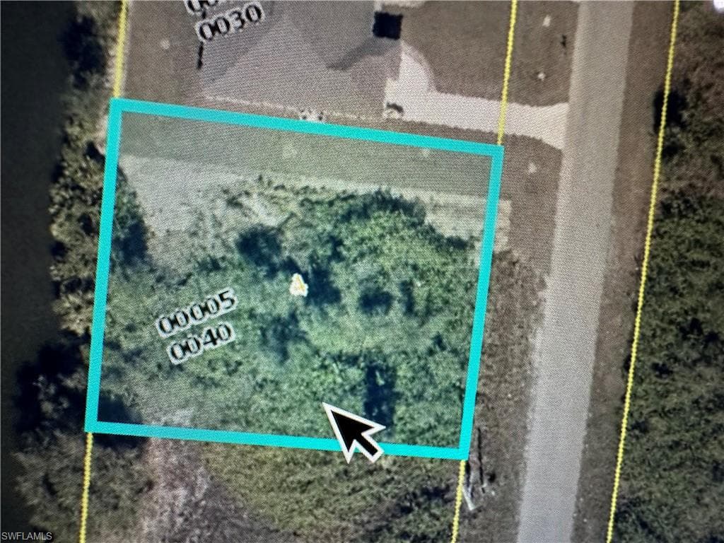 2404-2406 Martin AVE LEHIGH ACRES, FL 33973