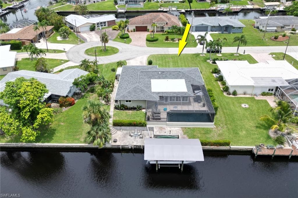 2810 SE 17th AVE CAPE CORAL, FL 33904