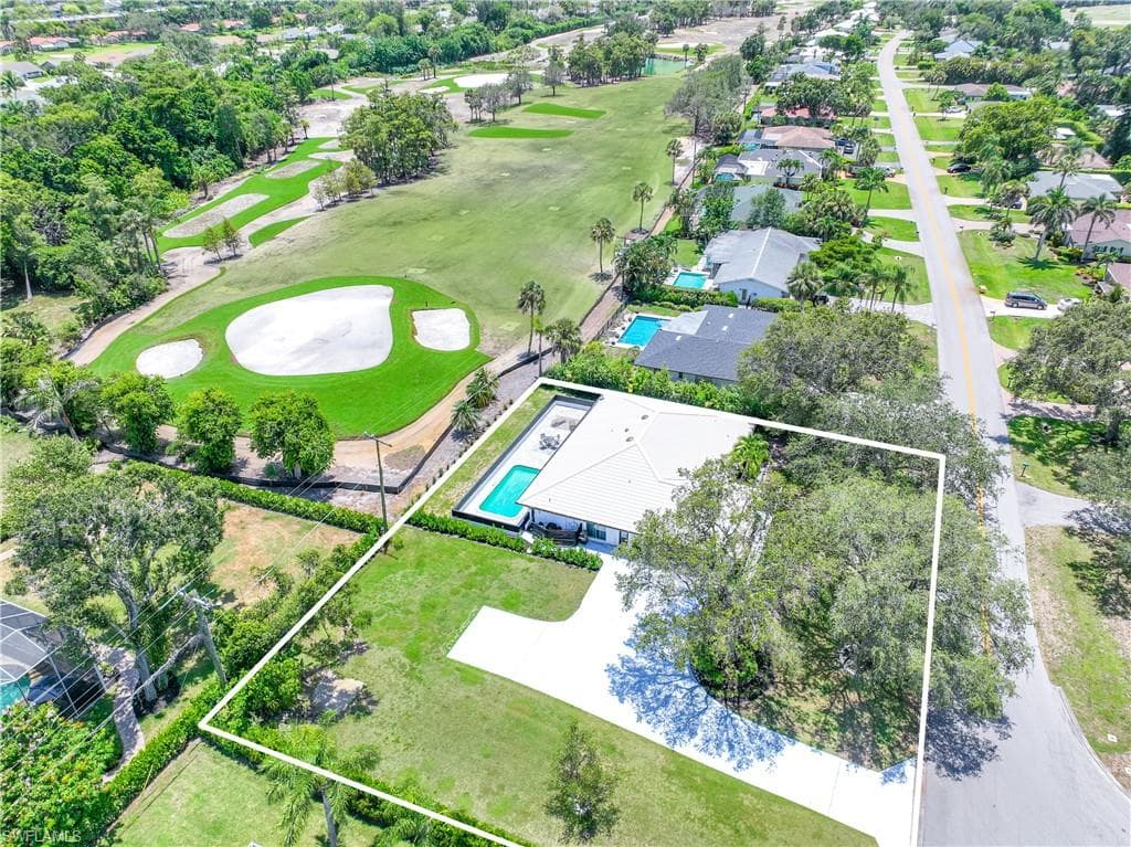 350 Burning Tree DR NAPLES, FL 34105