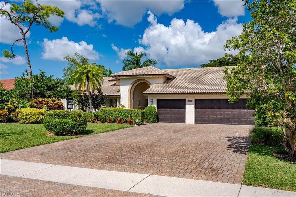 1320 Kings Way NAPLES, FL 34104