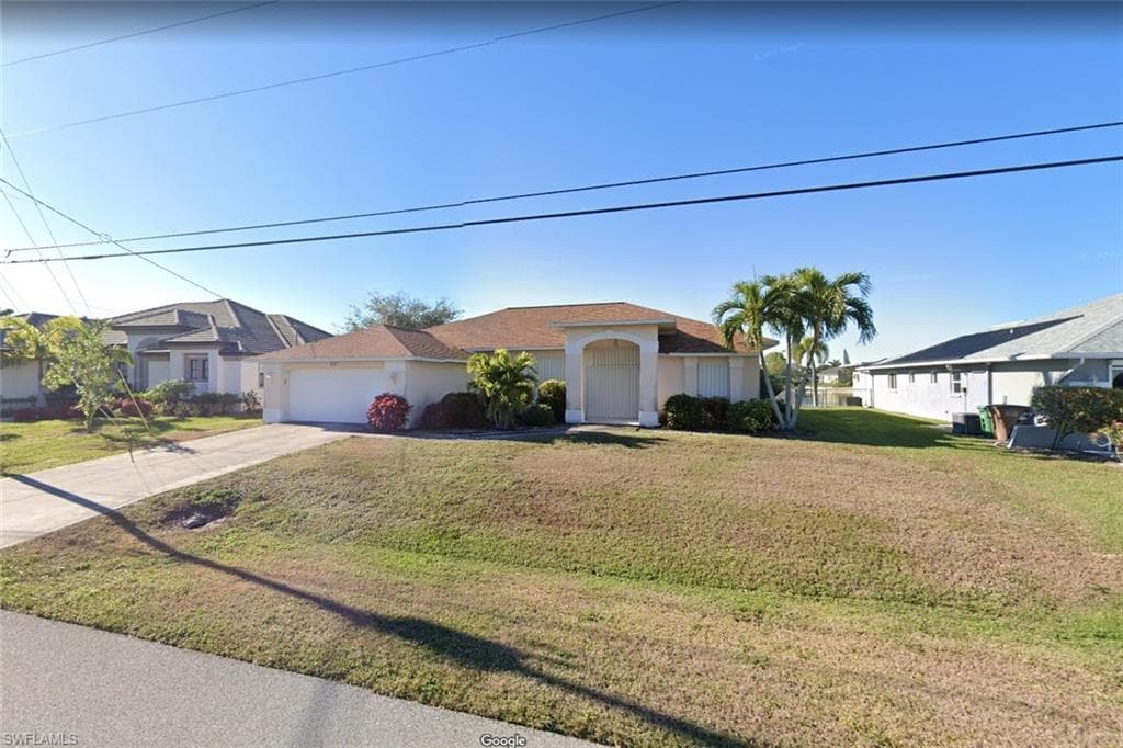 428 NE 18th AVE CAPE CORAL, FL 33909