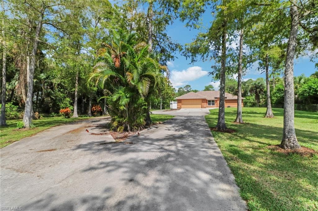 720 15th ST NW NAPLES, FL 34120