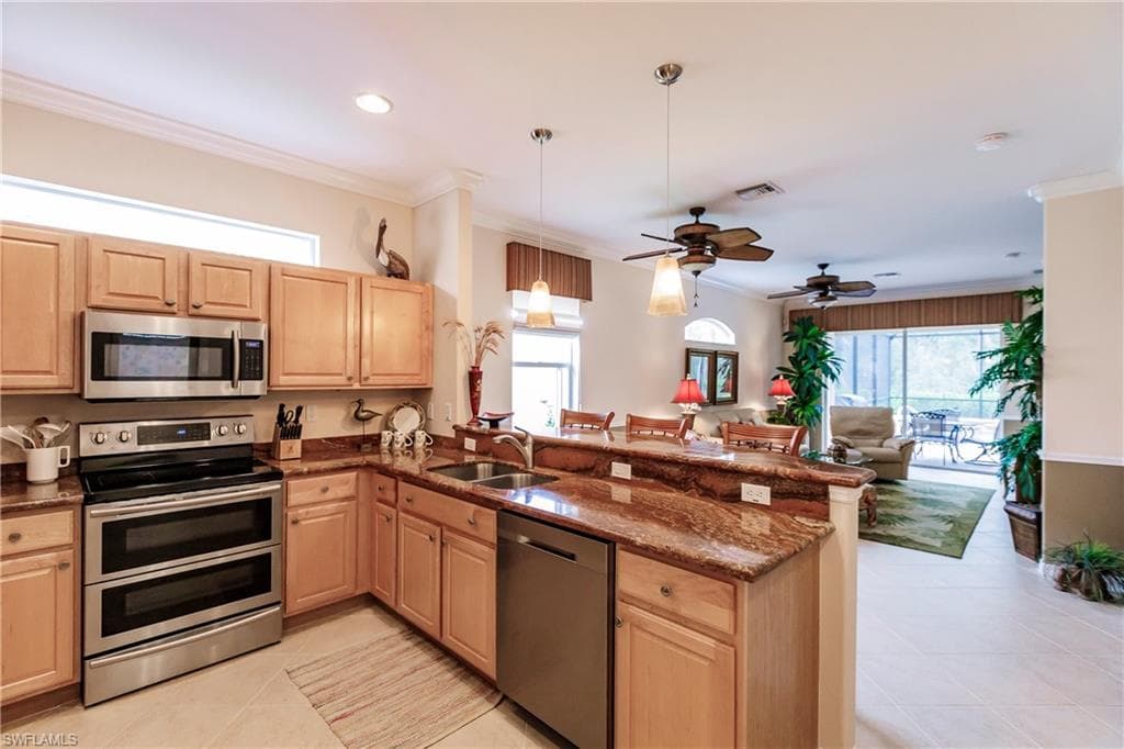 8486 Langshire WAY FORT MYERS, FL 33912
