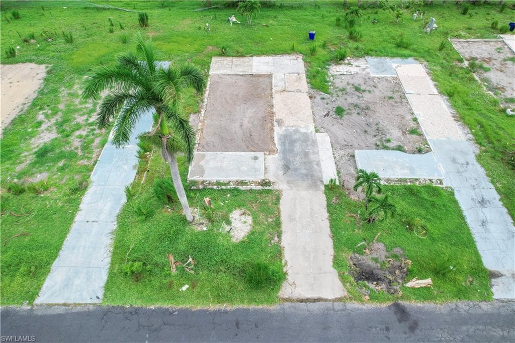 144 Raintree LN FORT MYERS, FL 33908