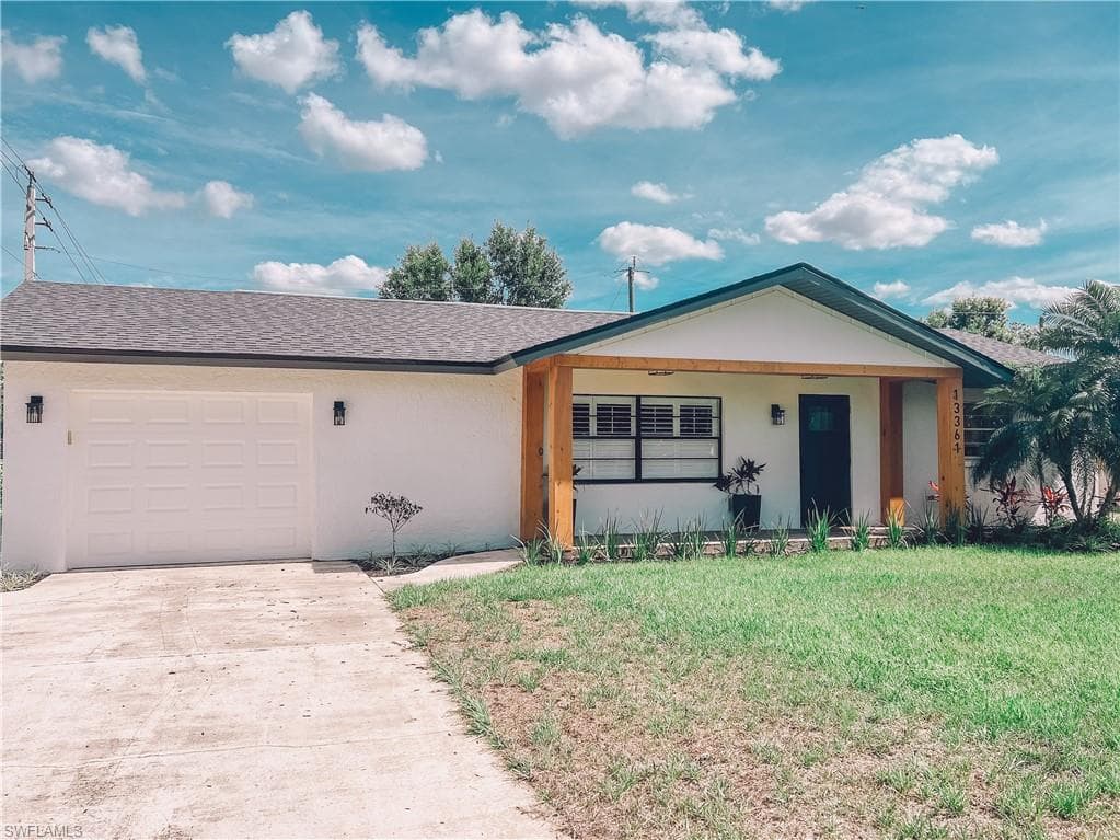 13361 Caribbean BLVD FORT MYERS, FL 33905