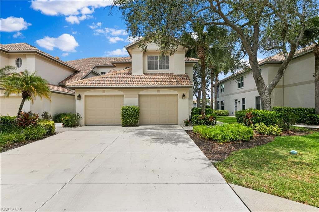 7714 Gardner DR 102 NAPLES, FL 34109