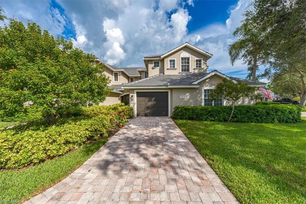 7120 Timberland CIR 202 NAPLES, FL 34109