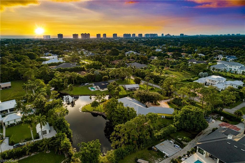 150 North ST NAPLES, FL 34108