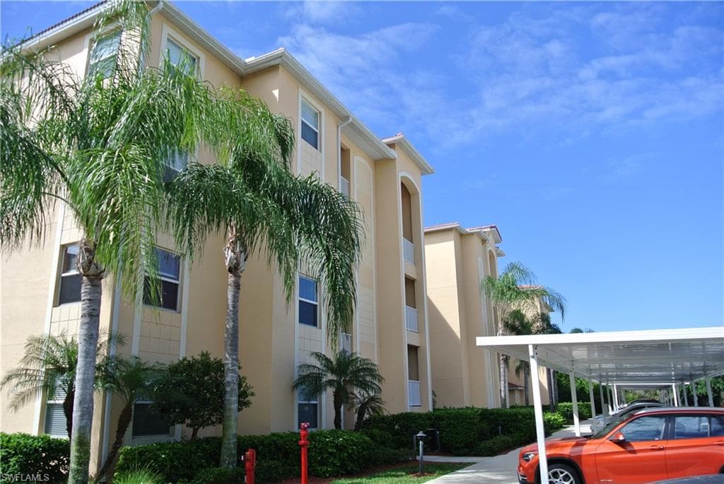 8451 Kingbird LOOP 321 ESTERO, FL 33967