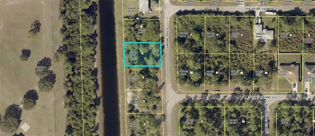 506 Empire AVE S LEHIGH ACRES, FL 33974