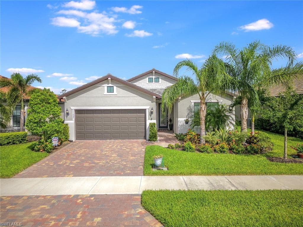 11427 Tiverton TRCE FORT MYERS, FL 33913