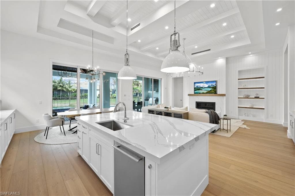 3209 Kumamoto LN NAPLES, FL 34114