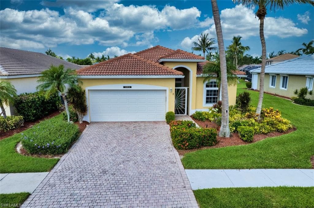 14016 Clear Water LN FORT MYERS, FL 33907