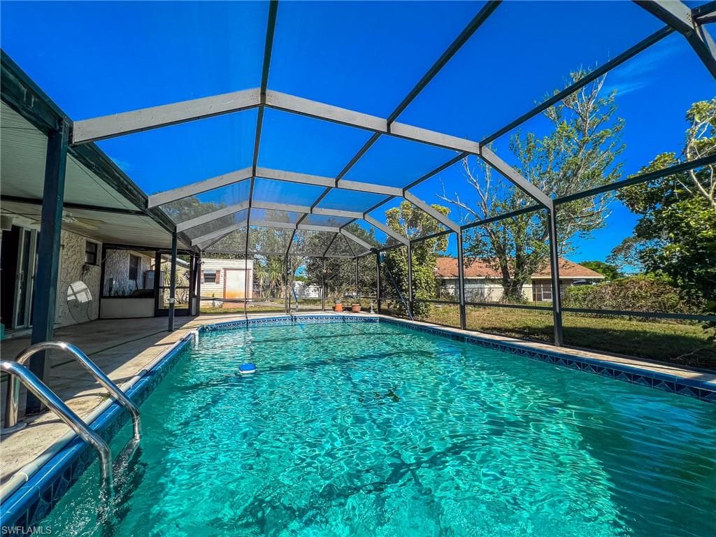 265 Ground Dove CIR LEHIGH ACRES, FL 33936