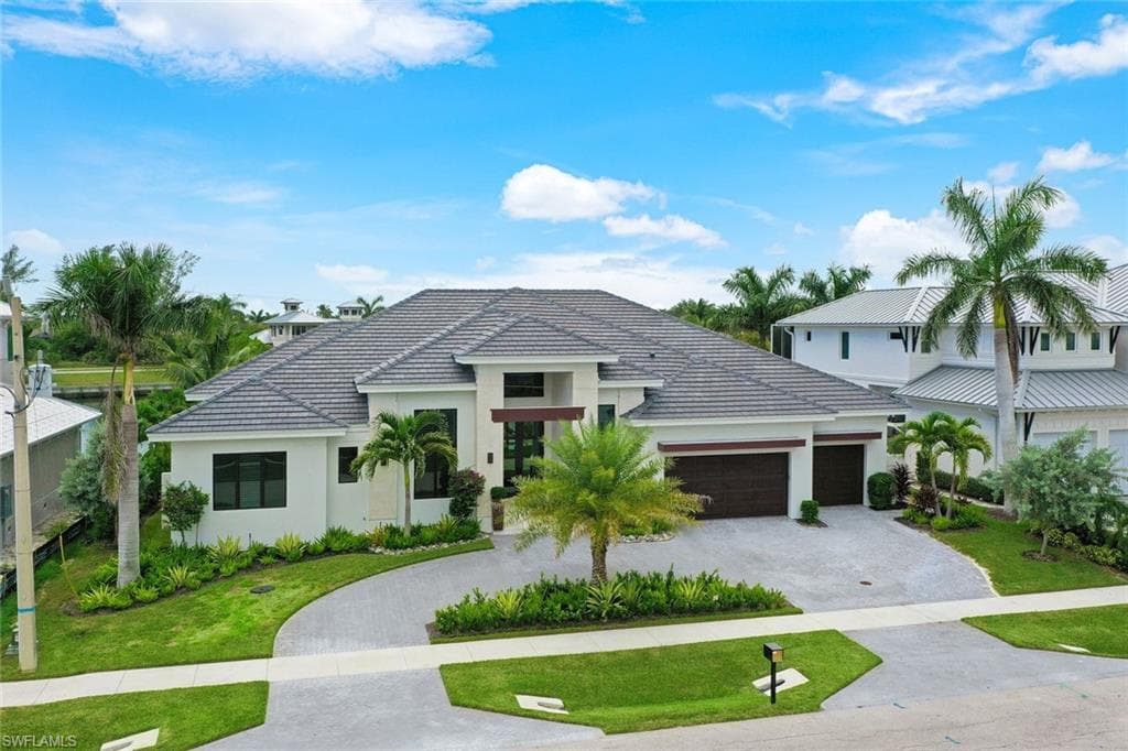 685 Cameo CT MARCO ISLAND, FL 34145