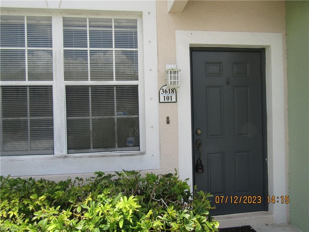 3618 Pine Oak CIR 101 FORT MYERS, FL 33916