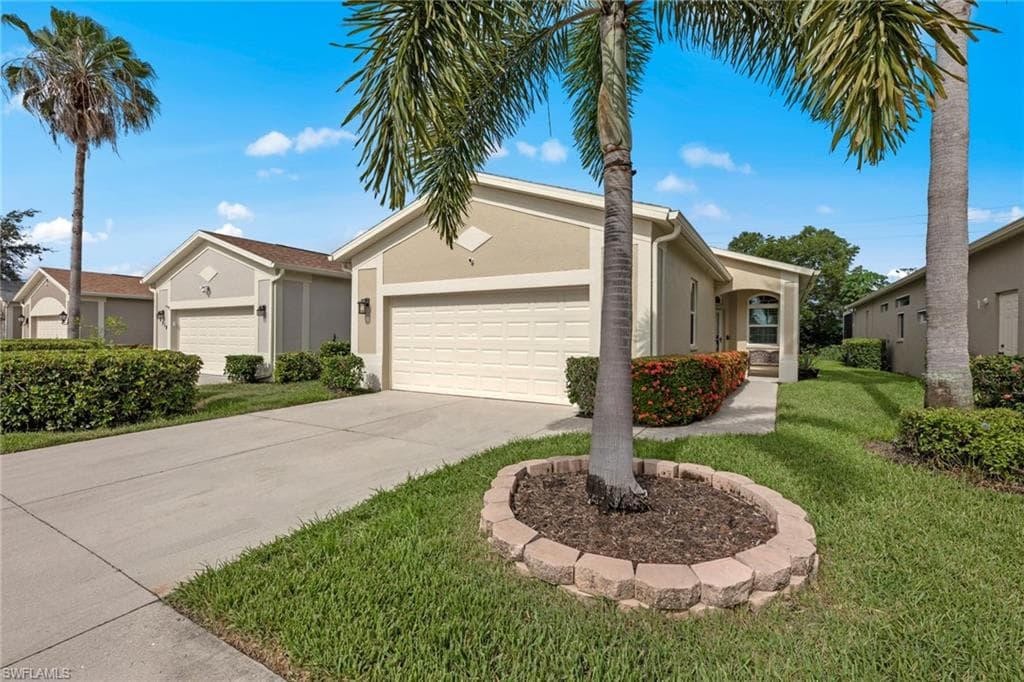 8723 Ibis Cove CIR NAPLES, FL 34119