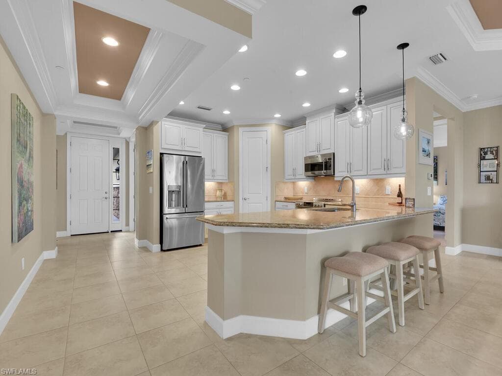 8773 Bellano CT 102 NAPLES, FL 34119