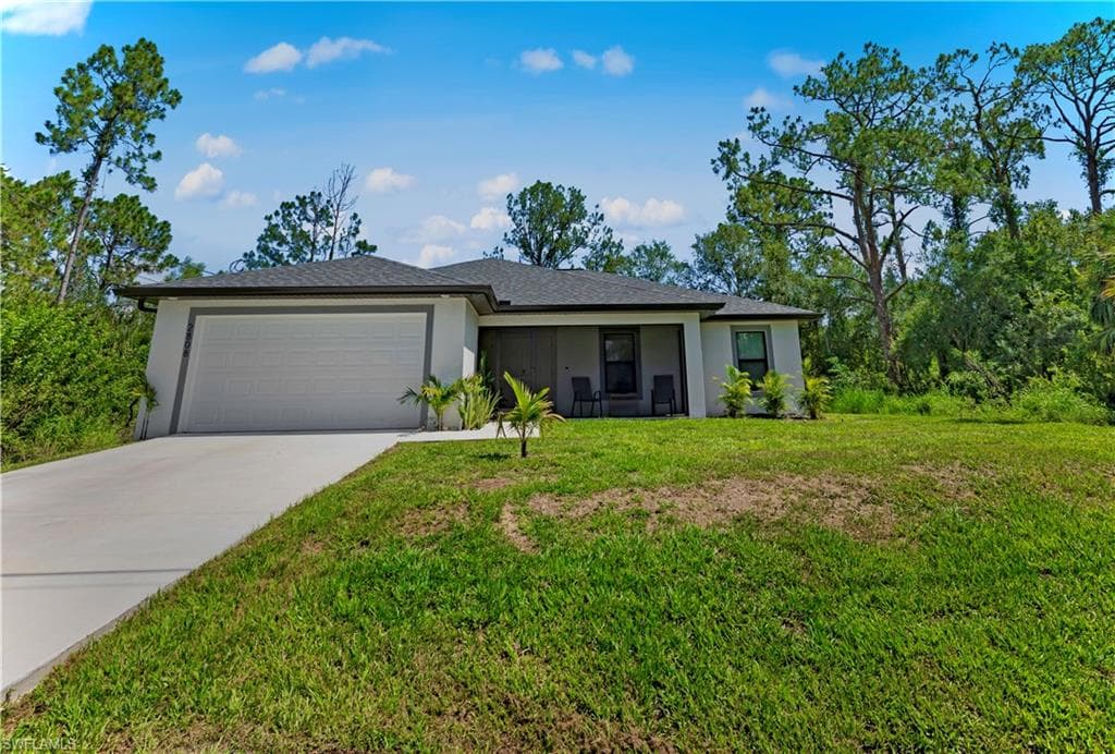 2808 15th ST W LEHIGH ACRES, FL 33971