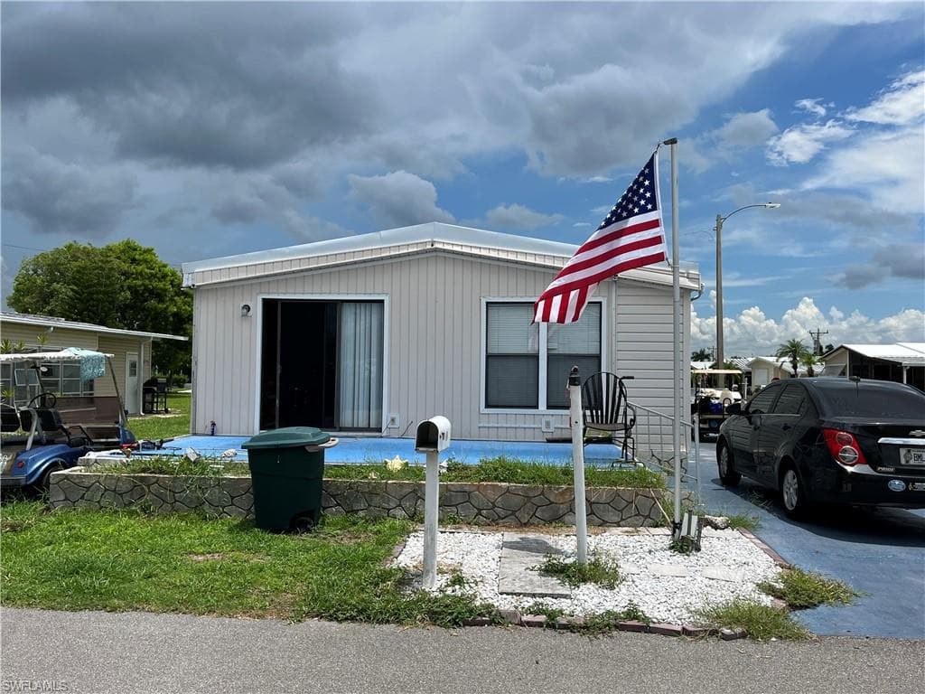 16004 Tangelo WAY NORTH FORT MYERS, FL 33903