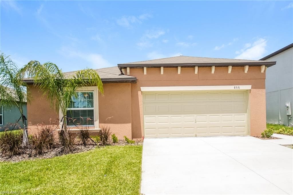 8531 41st AVE E PALMETTO, FL 34221