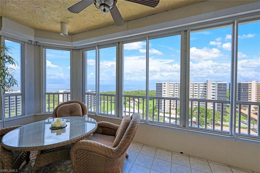 25 Bluebill AVE A-1105 NAPLES, FL 34108