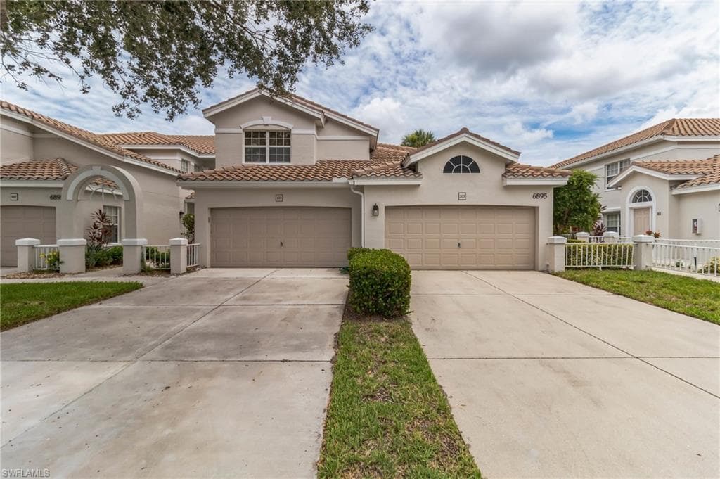 6895 Rain Lily RD 203 NAPLES, FL 34109