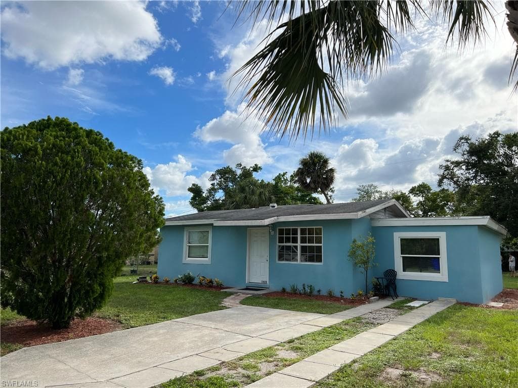 1604 Pawnee ST FORT MYERS, FL 33916