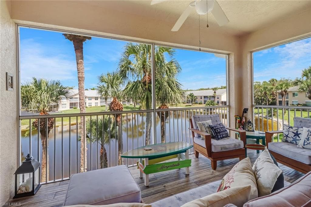437 Wiggins Lake CT 202 NAPLES, FL 34110