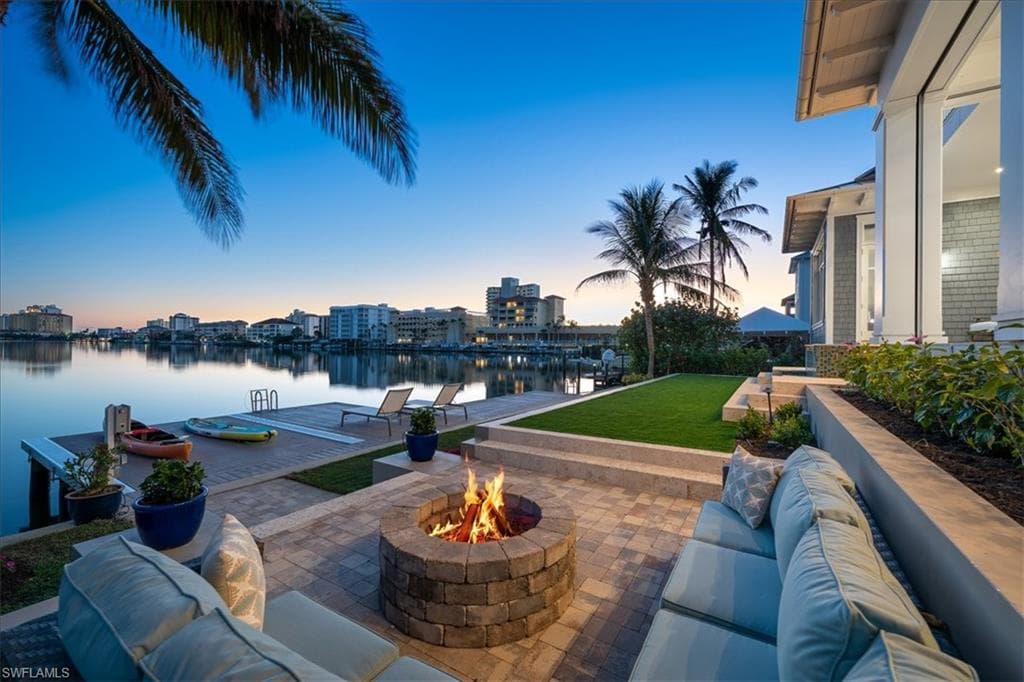 176 Bayview AVE NAPLES, FL 34108