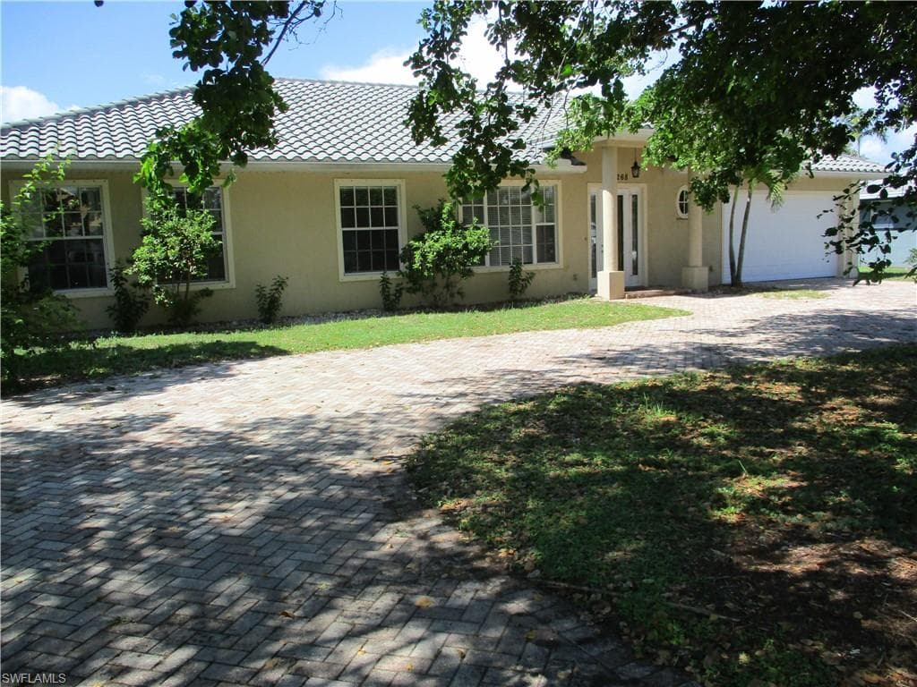 1268 Carlene AVE FORT MYERS, FL 33901