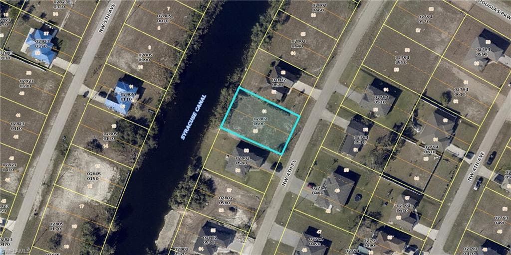 2824 NW 4th PL CAPE CORAL, FL 33993