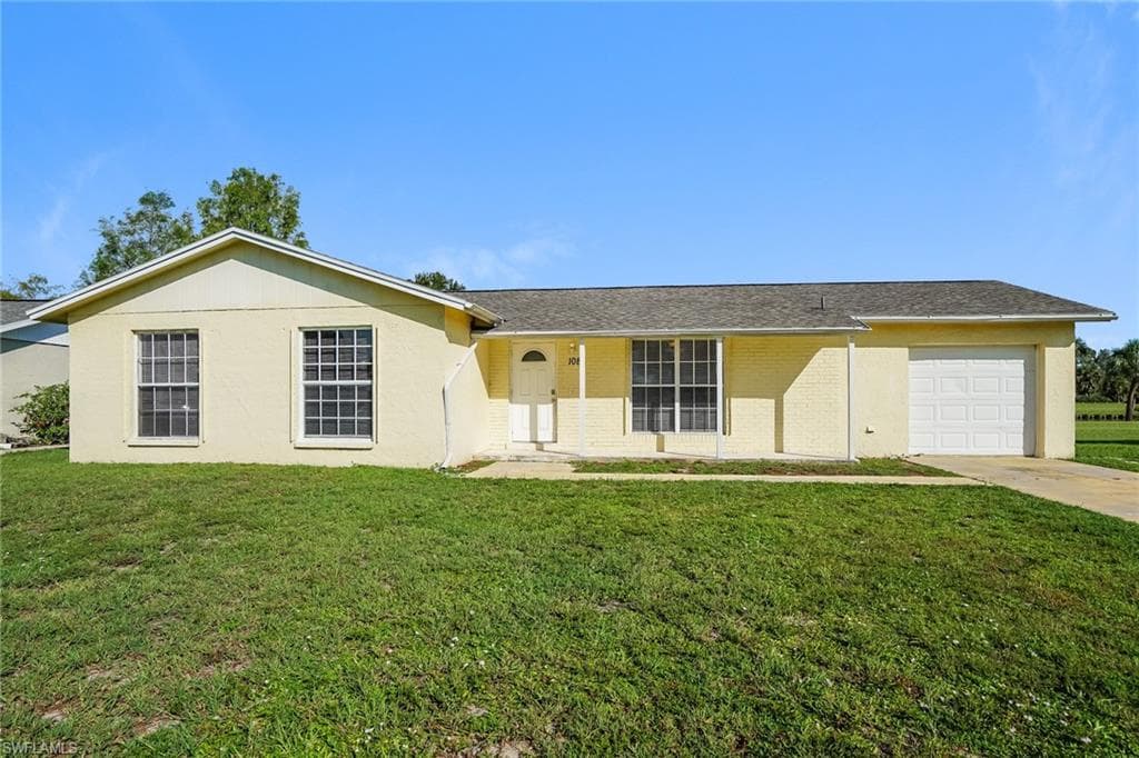 1085 Ridgeway DR NORTH FORT MYERS, FL 33903