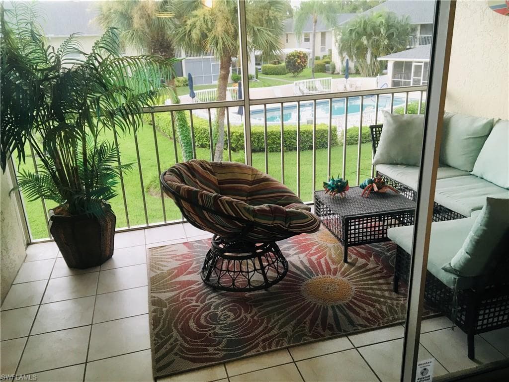 600 Squire CIR 201 NAPLES, FL 34104