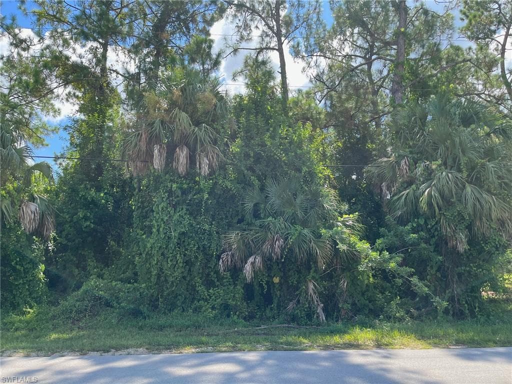 550 25th ST SW NAPLES, FL 34117