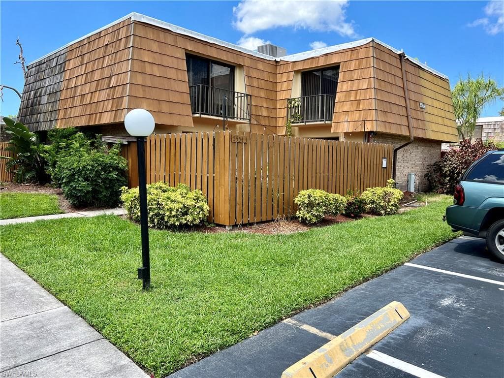 5554 Malt DR 3 FORT MYERS, FL 33907