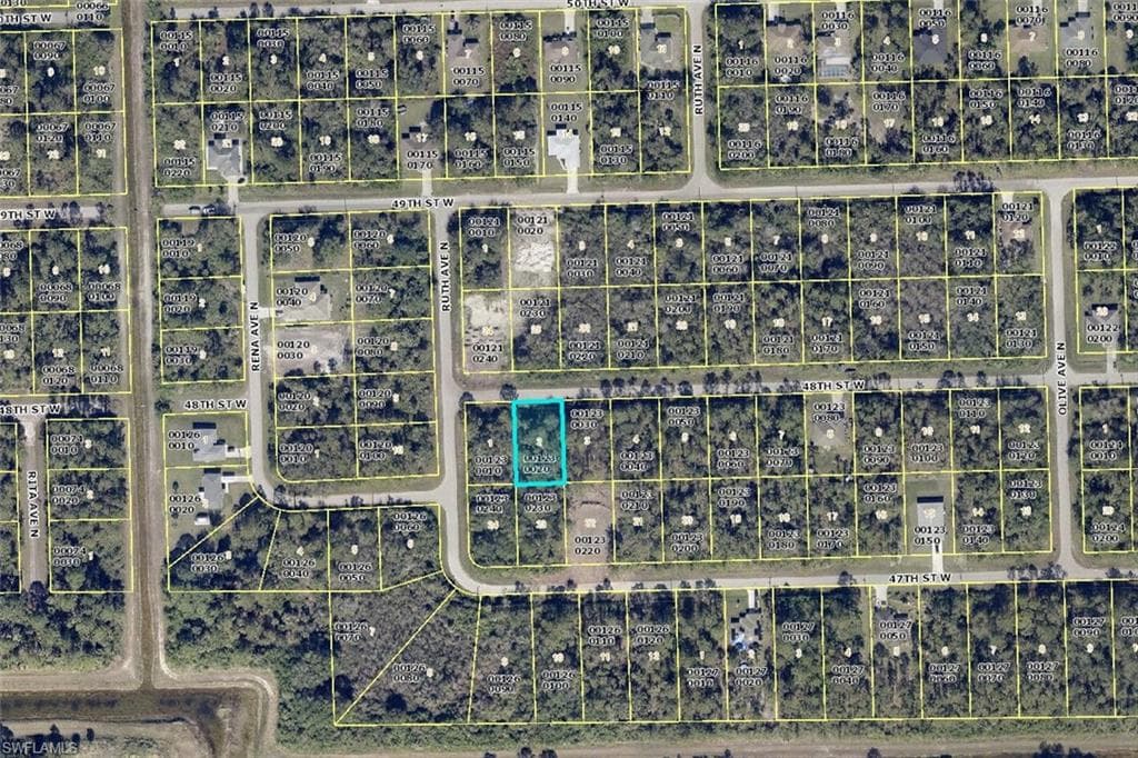 3221 48th ST W LEHIGH ACRES, FL 33971