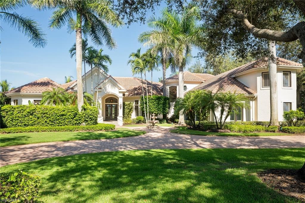 2943 Bellflower LN NAPLES, FL 34105