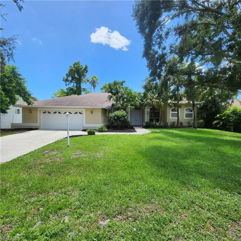 19457 Devonwood CIR FORT MYERS, FL 33967