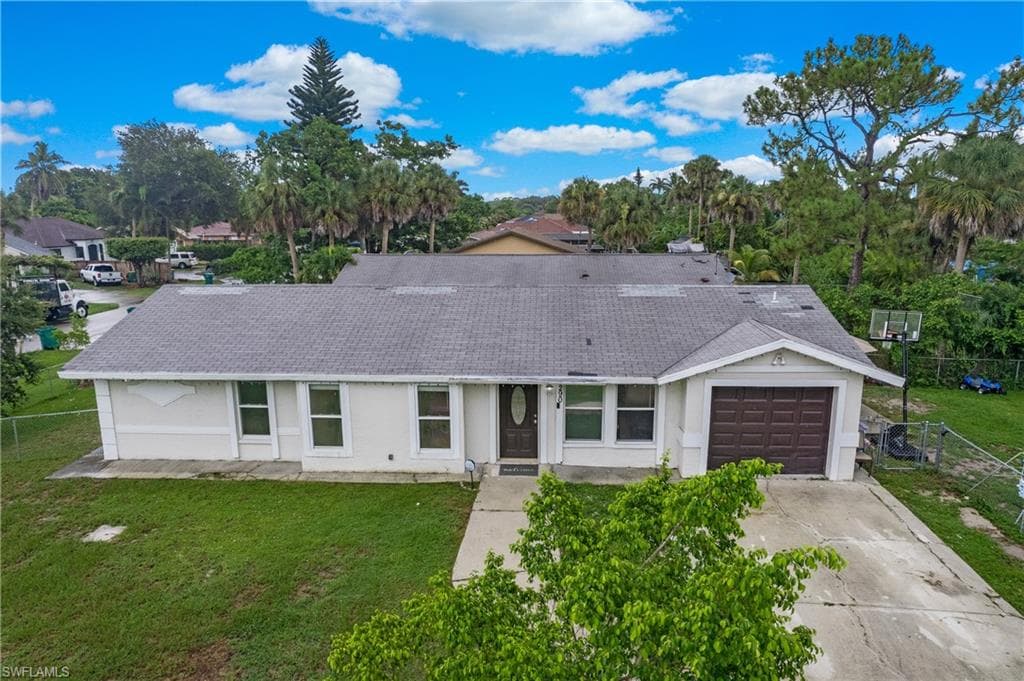 5290 Floridan AVE NAPLES, FL 34113