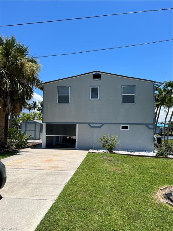 2322 York RD ST. JAMES CITY, FL 33956