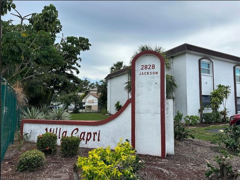 2828 Jackson ST L4 FORT MYERS, FL 33901