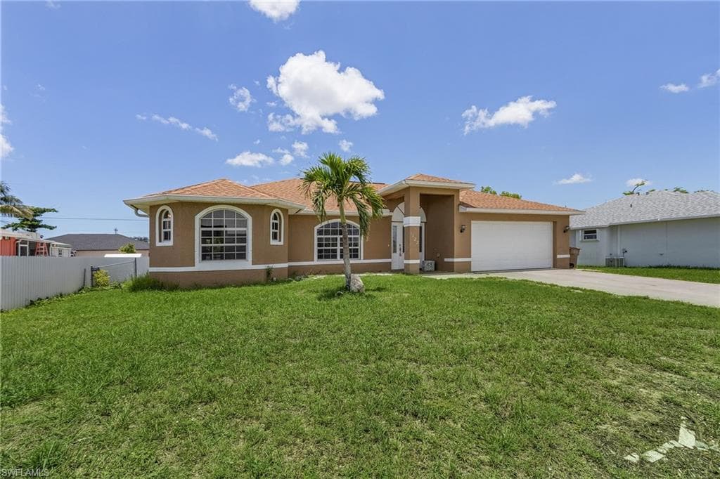 1122 SE 5th PL CAPE CORAL, FL 33990
